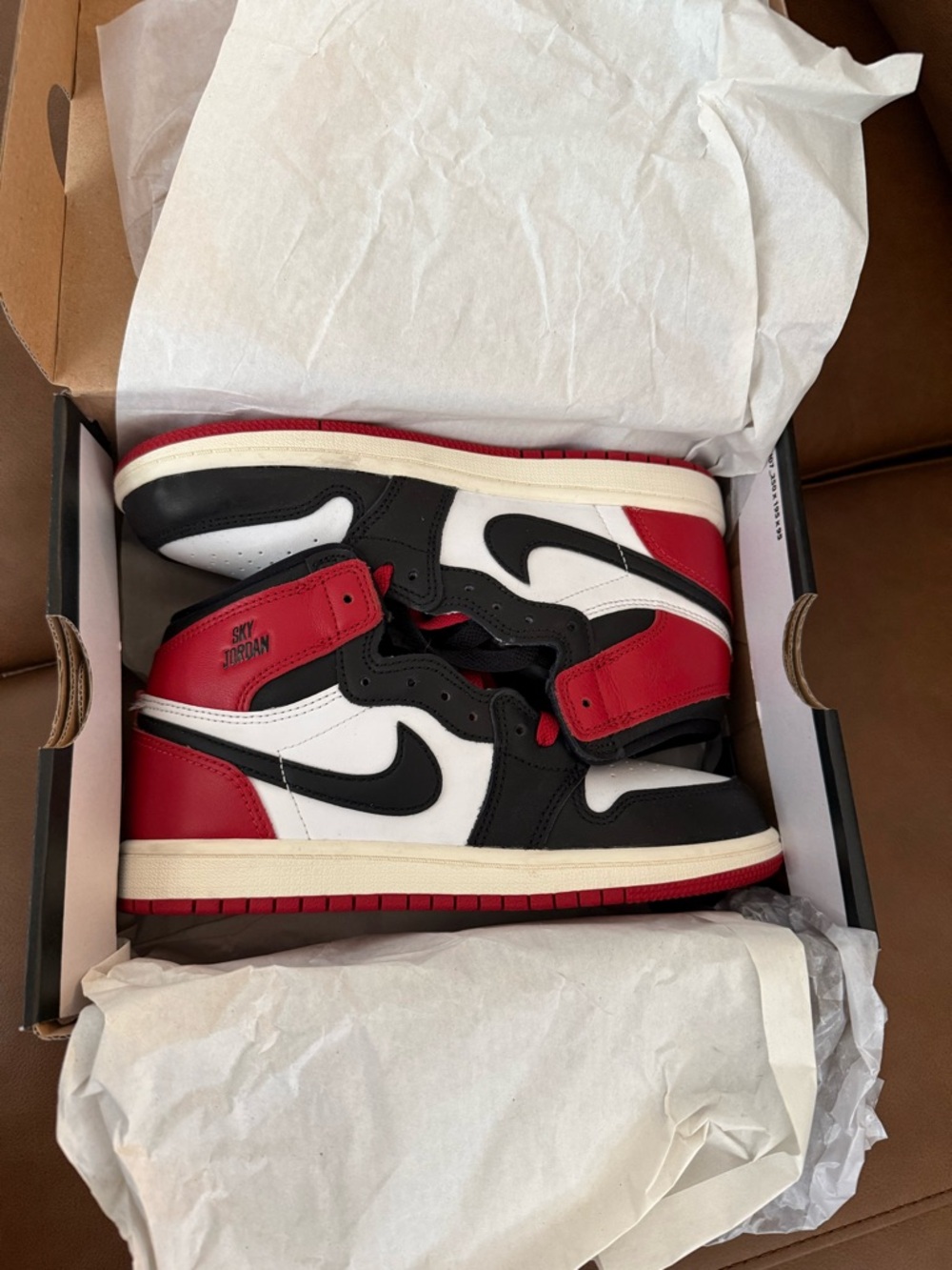 Nike Black/White/Red Air Jordan 1 Size 3Y